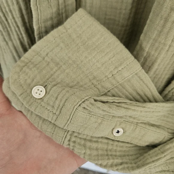 J. Crew Garcon Classic Double Gauze Green Long Sleeve - Picture 5 of 6